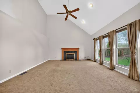 Living - 6705 Willow Ln, Mason, OH 45040 photo 6 of 8