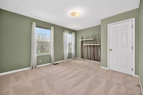 Bedroom - 6705 Willow Ln, Mason, OH 45040 photo 4 of 9