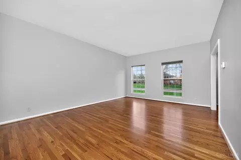 Living - 6705 Willow Ln, Mason, OH 45040 photo 2 of 8