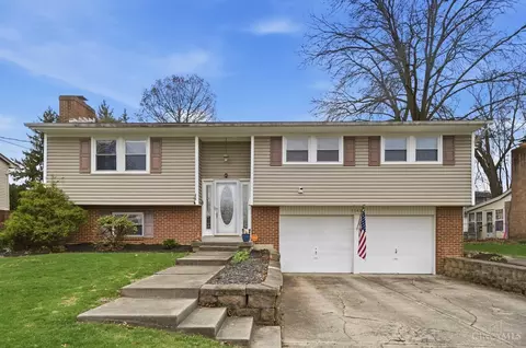 1143 Blackwell Dr, Fairfield, OH 45014