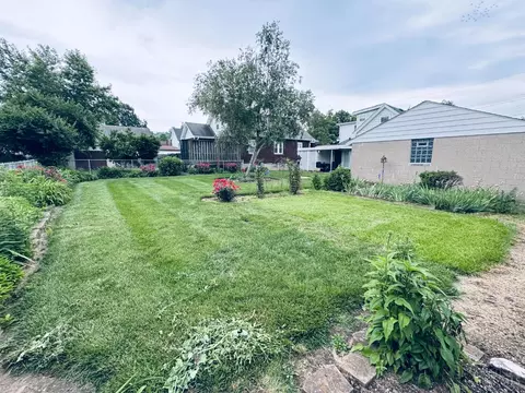 Exterior - 314 Elm St, Reading, OH 45215 photo 3 of 5