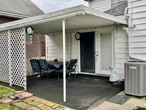 Exterior - 314 Elm St, Reading, OH 45215 photo 2 of 5