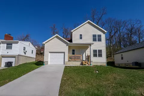 6000 Capri Dr, Cincinnati, OH 45224