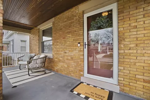 Exterior - 4310 Thirty Third Ave, Cincinnati, OH 45209 photo 3 of 10