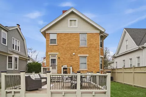 Exterior - 4310 Thirty Third Ave, Cincinnati, OH 45209 photo 5 of 10