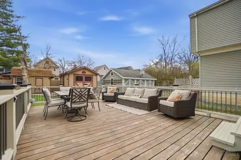 Exterior - 4310 Thirty Third Ave, Cincinnati, OH 45209 photo 6 of 10