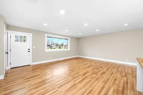 Living - 718 Levitt Pl, Cincinnati, OH 45245 photo 3 of 6