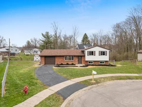 View/Area - 718 Levitt Pl, Cincinnati, OH 45245 photo 3 of 5