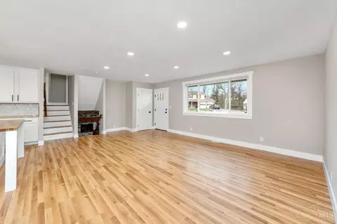Living - 718 Levitt Pl, Cincinnati, OH 45245 photo 4 of 6