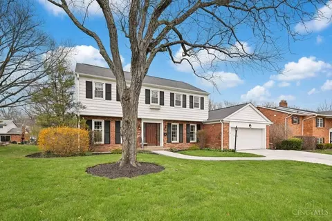 5368 Autumnwood Dr, Cincinnati, OH 45242