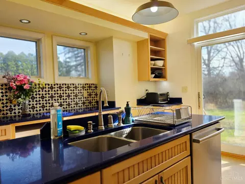 913 Locust St, Oxford, OH 45056