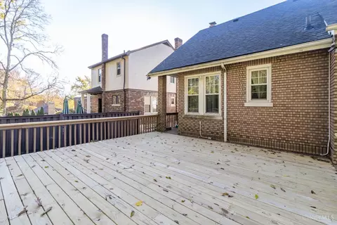 Exterior - 4330 Schulte Dr, Cincinnati, OH 45205 photo 8 of 13