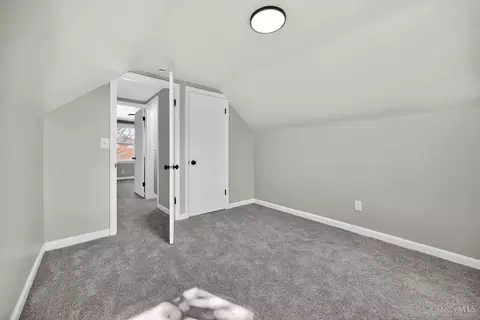 Bedroom - 48 Damon Rd, Greenhills, OH 45218 photo 6 of 6