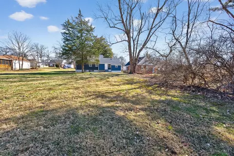 Exterior - 48 Damon Rd, Greenhills, OH 45218 photo 5 of 8