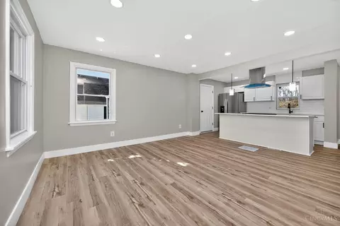 Living - 48 Damon Rd, Greenhills, OH 45218 photo 1 of 4
