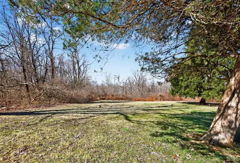 Exterior - 48 Damon Rd, Greenhills, OH 45218 photo 8 of 8