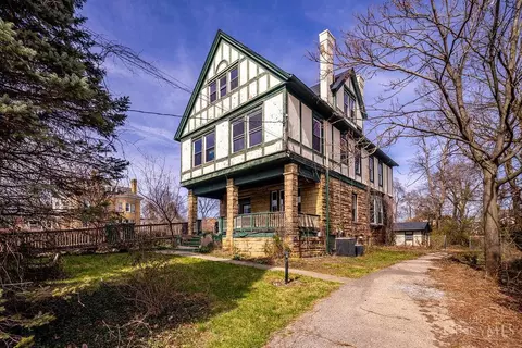 990 Burton Ave, Cincinnati, OH 45229