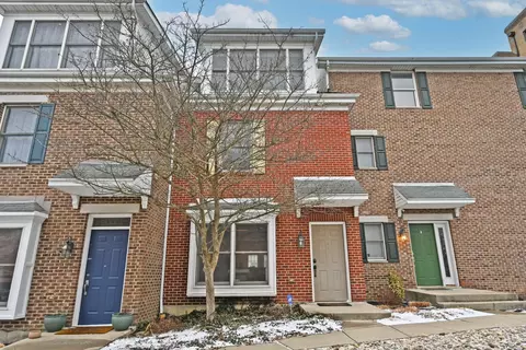 1714 Grandmere Ln, Cincinnati, OH 45206