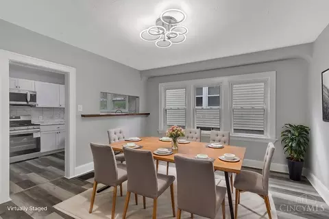 Dining - 1124 Elberon Ave, Cincinnati, OH 45205 photo 1 of 1