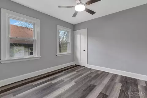 Bedroom - 1124 Elberon Ave, Cincinnati, OH 45205 photo 1 of 4