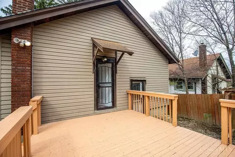 Exterior - 1124 Elberon Ave, Cincinnati, OH 45205 photo 4 of 7