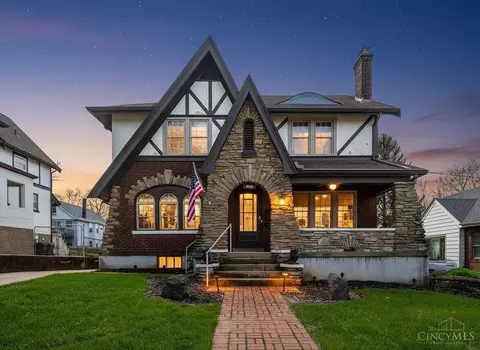 2317 Sherwood Ln, Norwood, OH 45212