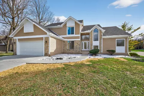 811 Wind Bluff Pt, Springboro, OH 45066