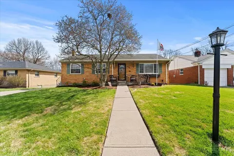 5592 Sprucewood Dr, Cincinnati, OH 45239