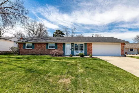 11833 Fairsprings Ct, Cincinnati, OH 45246