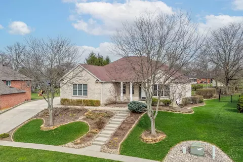 9034 Amy Marie Dr, West Chester, OH 45069