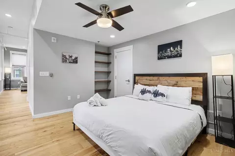 Bedroom - 35 13th St, Cincinnati, OH 45202 photo 3 of 3