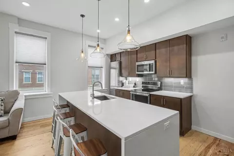 Kitchen - 35 13th St, Cincinnati, OH 45202 photo 1 of 4