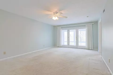 7630 Cheviot Rd, Cincinnati, OH 45247 photo 8