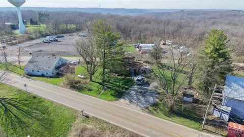 View/Area - 9017 West Rd, Cleves, OH 45002 photo 4 of 9