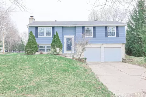 5880 Buckwheat Rd, Milford, OH 45150