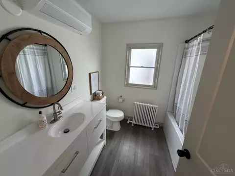 Bath - 201 Progress Ave, Hamilton, OH 45013 photo 3 of 4