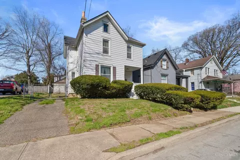6204 Prentice St, Cincinnati, OH 45227 photo 2