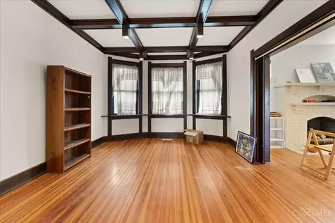 Living - 558 Howell Ave, Cincinnati, OH 45220 photo 5 of 5