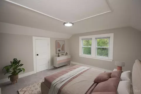 Bedroom - 2097 W Fork Rd, Cincinnati, OH 45211 photo 9 of 12