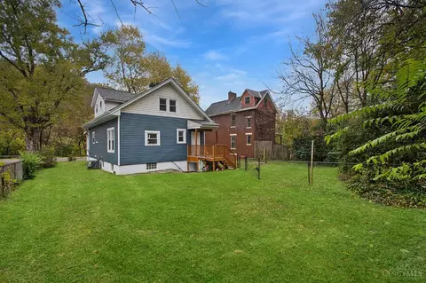 Exterior - 2097 W Fork Rd, Cincinnati, OH 45211 photo 7 of 7