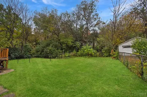 Exterior - 2097 W Fork Rd, Cincinnati, OH 45211 photo 5 of 7
