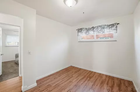 Bedroom - 734 Wilbud Dr, Cincinnati, OH 45205 photo 2 of 5