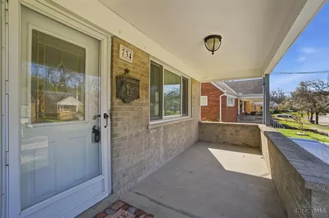 Exterior - 734 Wilbud Dr, Cincinnati, OH 45205 photo 5 of 17