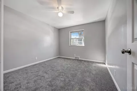 Bedroom - 650 Allencrest Ct, Cincinnati, OH 45231 photo 6 of 14
