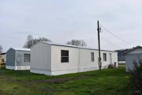 772 High St, Aberdeen, OH 45101