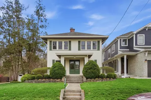 3705 Ault Park Ave, Cincinnati, OH 45208