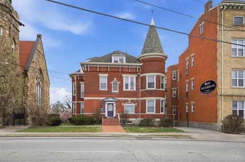 61 William H Taft Rd, Cincinnati, OH 45219