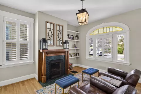 Living - 3570 Monteith Ave, Cincinnati, OH 45208 photo 1 of 3