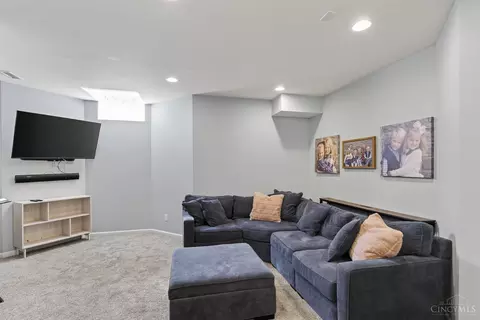 Living - 3570 Monteith Ave, Cincinnati, OH 45208 photo 3 of 3