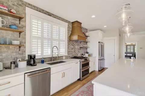 Kitchen - 3570 Monteith Ave, Cincinnati, OH 45208 photo 5 of 6